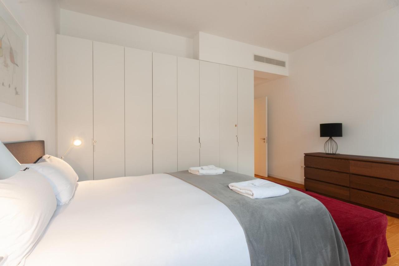 Appartamento FLH Chiado Amazing Flat Lisbona Esterno foto