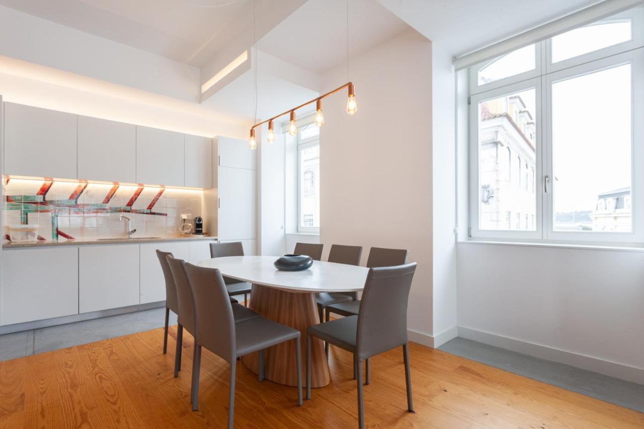 Appartamento FLH Chiado Amazing Flat Lisbona Esterno foto